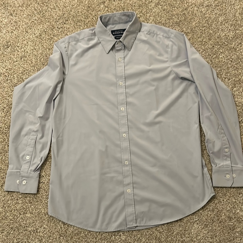 Mizzen + Main blue label leeward dress shirt in medium standard fit, size large